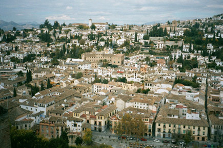 Вид на Гранаду с Альгамбры